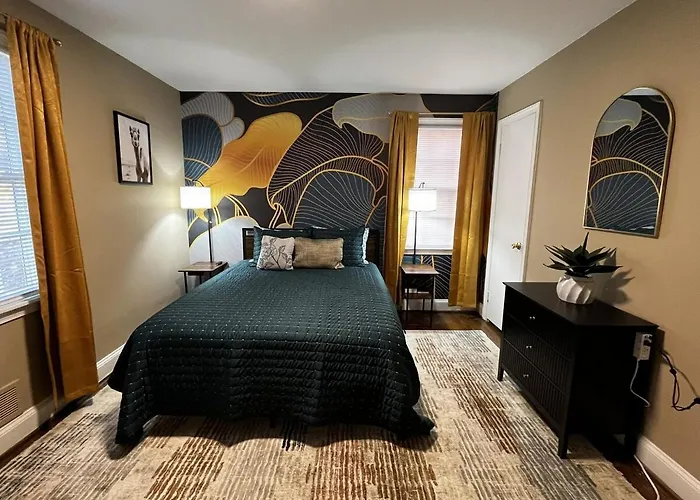 Сasa de vacaciones Camel Oasis * * Sleeps 8 * * Near Old Salem Winston-Salem